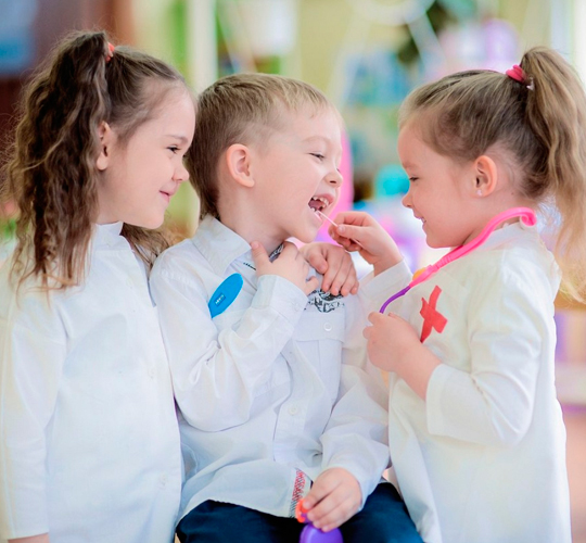 Врачи нашей клиники специализируются именно на работе с детьми!