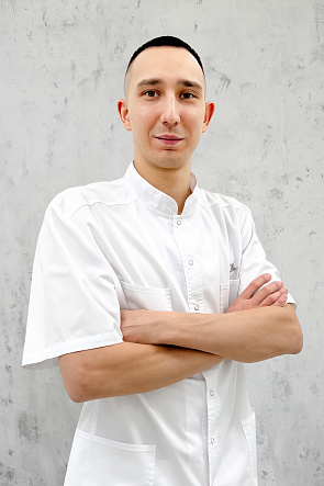 Абрамов Руслан Владимирович