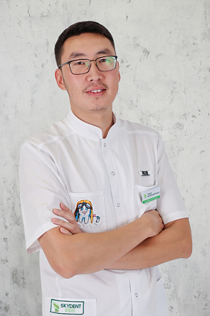 Цыдендамбаев Эрдэм 